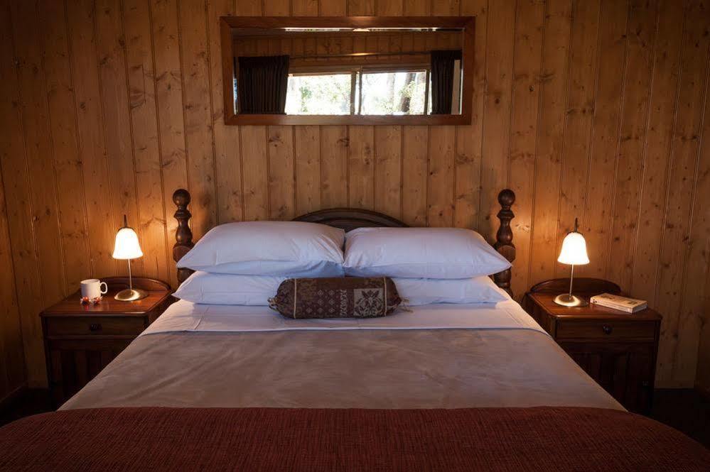 Balingup Heights Hilltop Forest Cottages Extérieur photo